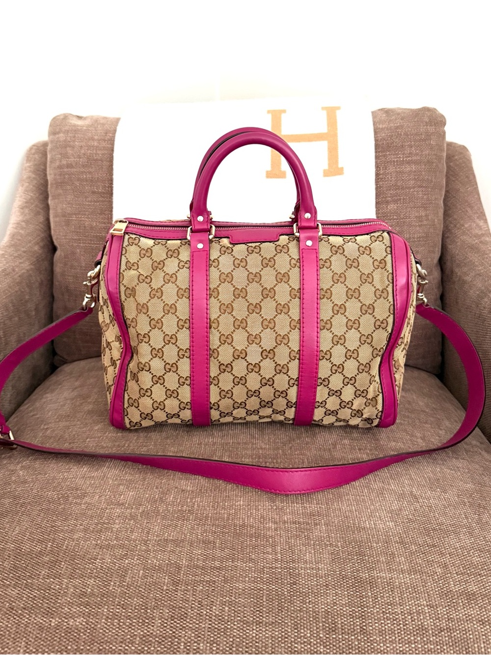 Authentic Gucci brown monogram canvas pink leather Boston satchel bag medium